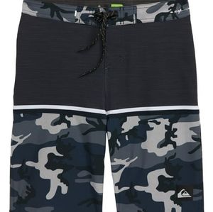 Boy's Quicksilver Boardshorts Swim Trunks